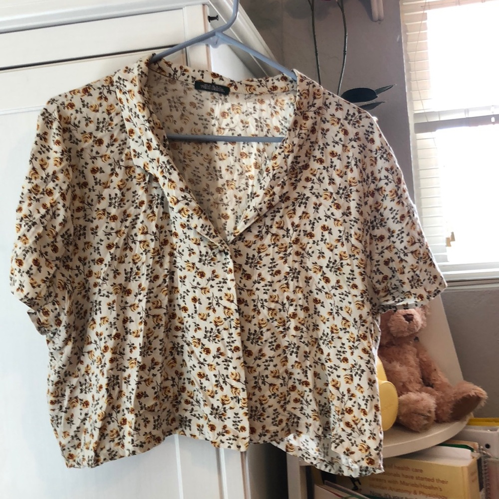 Vintage Floral Cropped Button up